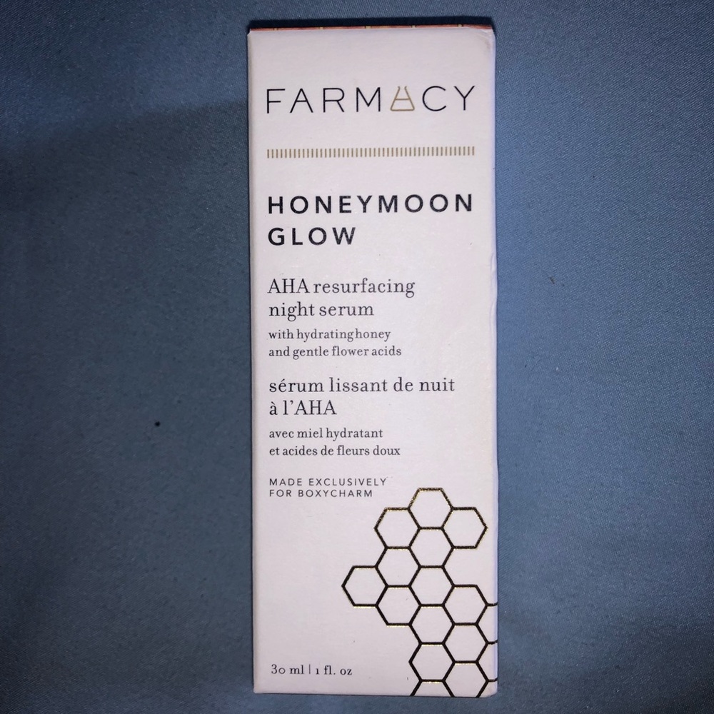 Farmacy honeymoon glow night serum